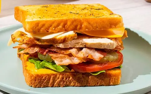 Sándwich de Pollo con bacón