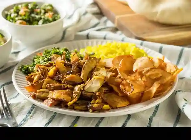 Shawarma de Pollo en la mesa