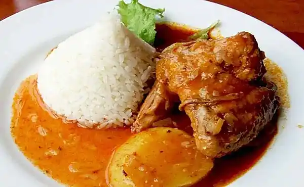 Pollo a la olla con arroz